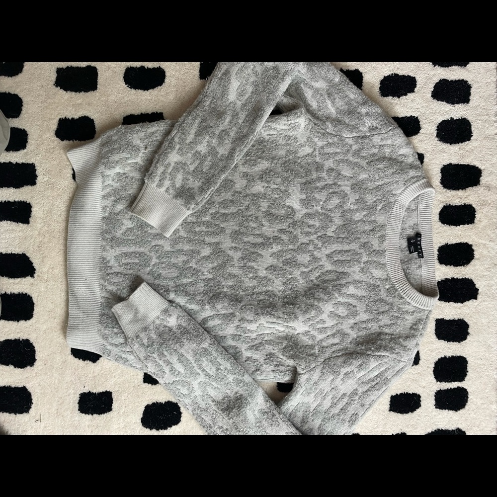 Theory sweater